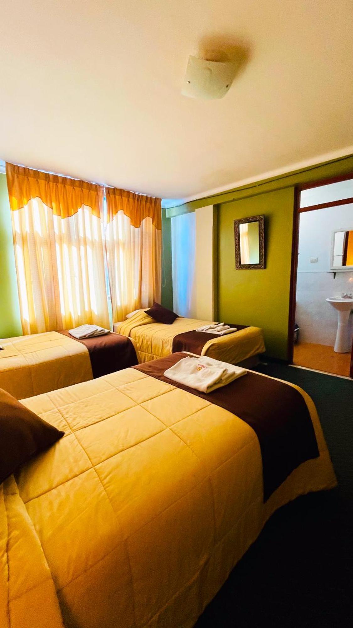 Hostel Sillustani Inn Puno Extérieur photo