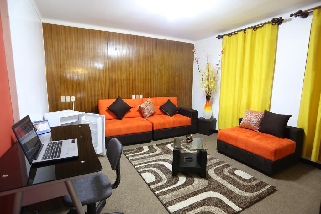 Hostel Sillustani Inn Puno Extérieur photo
