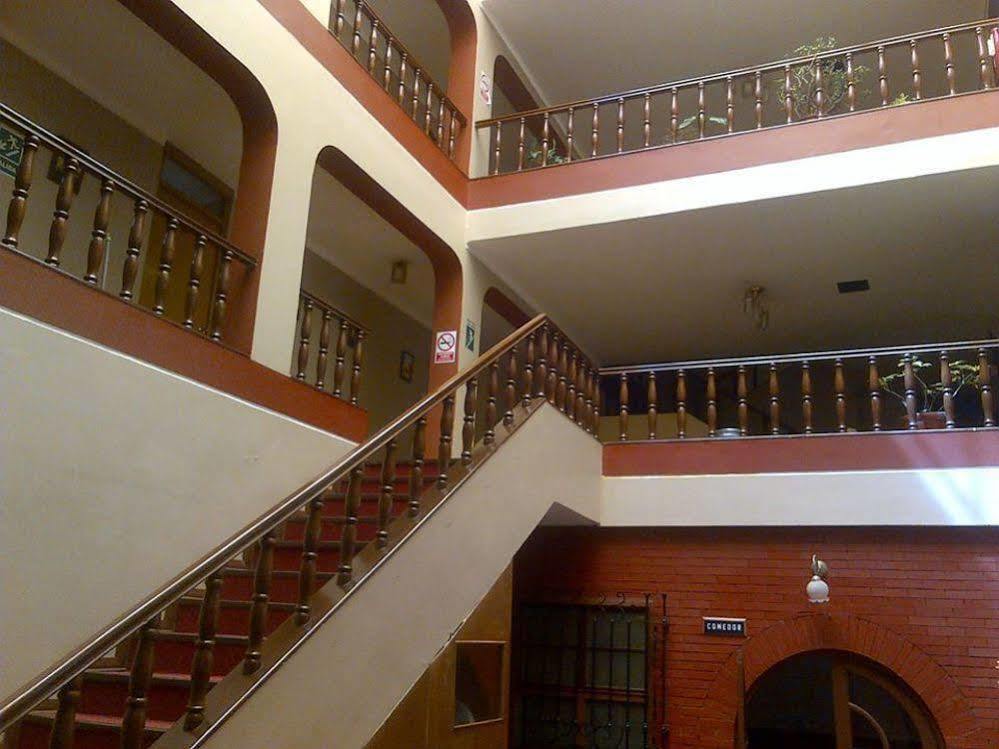 Hostel Sillustani Inn Puno Extérieur photo